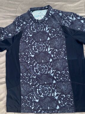 Lands' End Light Blue and Navy Tropical Print Swim rash guard UV 50 top Sz xl